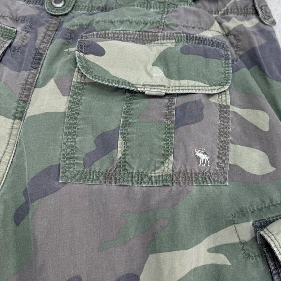 Y2K Abercrombie & Fitch Green Camo Women's Roll Up Cargo Shorts, Size M - Picture 5 of 11